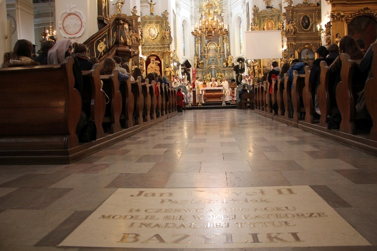 XXVI OTK - Msza św. i zwiedzanie Łowicza