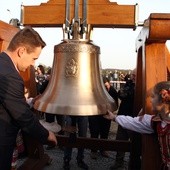 Na Campus Misericordiae zabrzmiał Dzwon Miłosierdzia