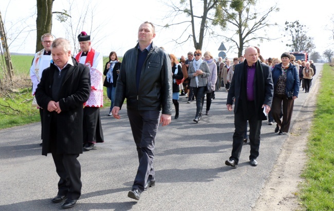 Procesja dekanalna miłosierdzia Wróblowice-Lutynia