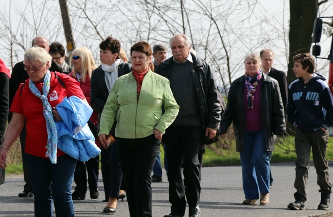 Procesja dekanalna miłosierdzia Wróblowice-Lutynia