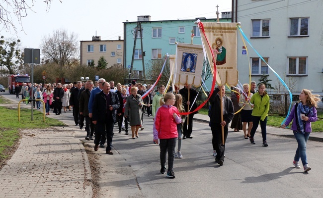 Procesja dekanalna miłosierdzia Wróblowice-Lutynia