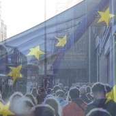 Większość Brytyjczyków chce zostać w UE