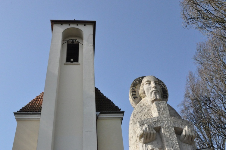 Kościół w Rzepienniku Strzyżewskim