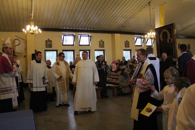 Płock. Nawiedzenie w parafii Matki Bożej Fatimskiej