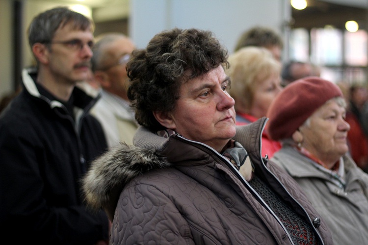 Zawierzenie archidiecezji wrocławskiej Bożemu Miłosierdziu