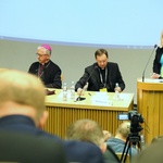 II Synod - sesja plenarna 9 kwietnia