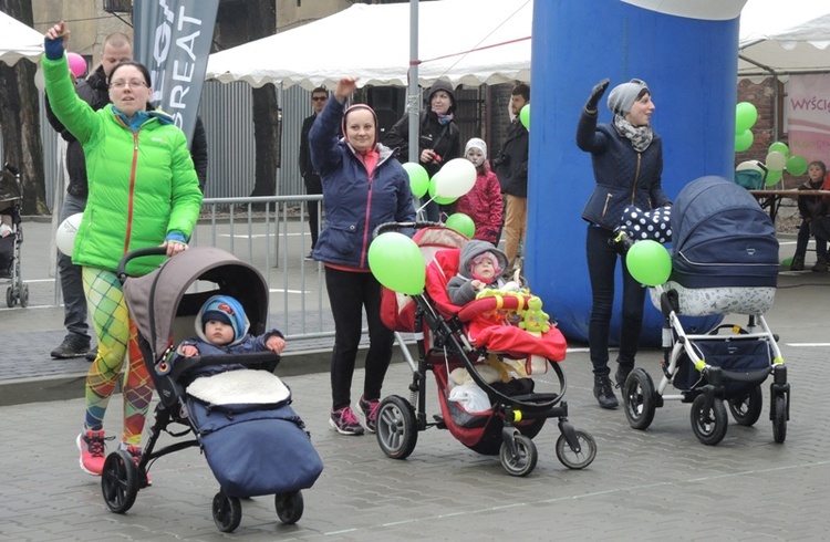 BuggyGym i rodzinne wyścigi wózków