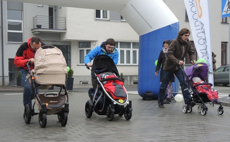 BuggyGym i rodzinne wyścigi wózków