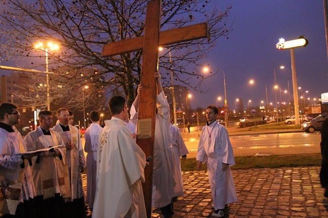 Symbole ŚDM we Wrocławiu-Gądowie