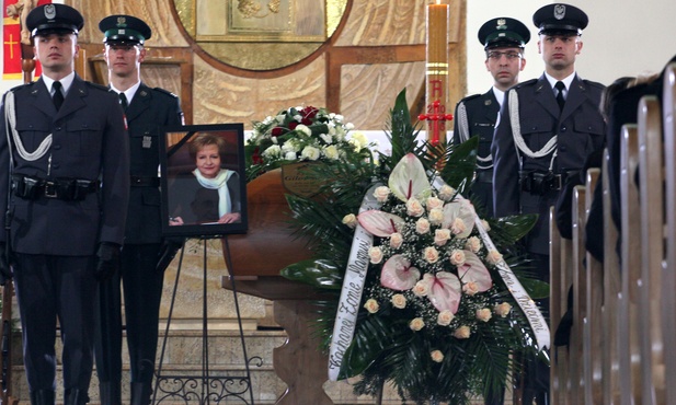 Zyta Gilowska została pośmiertnie odznaczona Krzyżem Wielkim Orderu Odrodzenia Polski za wybitne osiągnięcia