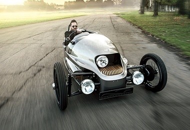 Morgan EV3 z 2016 r. przypomina swoich motoryzacyjnych pradziadków