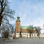 Na zdjęciu katedra gnieźnieńska