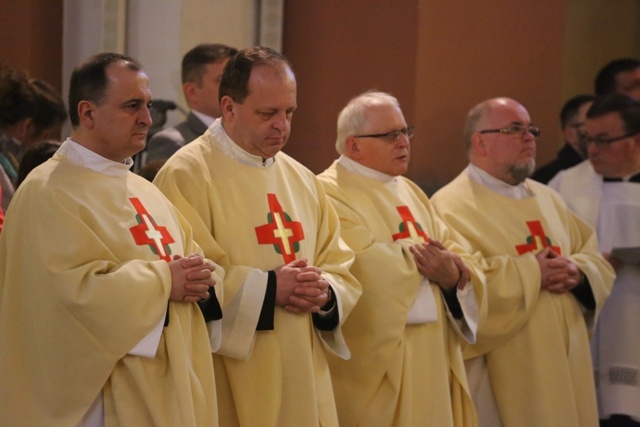 Znaki Bożego Miłosierdzia u NMP Wspomożenia Wiernych w Dziedzicach