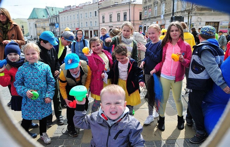 Inauguracja wyścigu kaczek z MKS Selgros Lublin