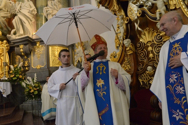 Maturzyści na Jasnej Górze - Msza św.