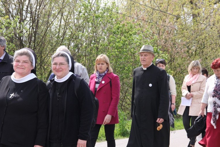 Pielgrzymka z Roszkowej Woli do Żdżar w 27. rocznicę beatyfikacji Franciszki Siedliskiej