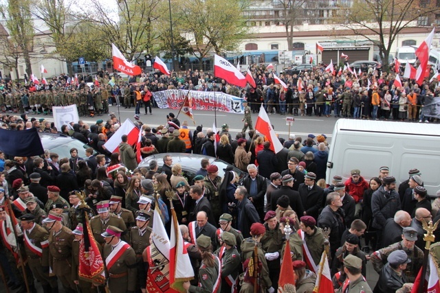 Przyszli pożegnać Niezłomnego