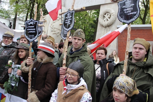 Przyszli pożegnać Niezłomnego