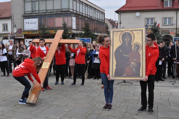 Limanowa - znaki ŚDM