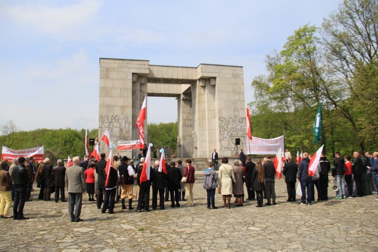 Narodowcy na Górze Świętej Anny