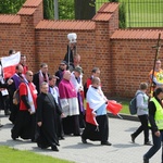 IV pielgrzymka z Hałcnowa dotarła do Łagiewnik - część pierwsza