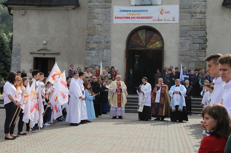 Symbole ŚDM w Kamienicy