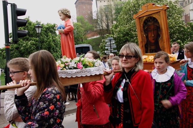 Procesja z Wawelu na Skałkę 2016