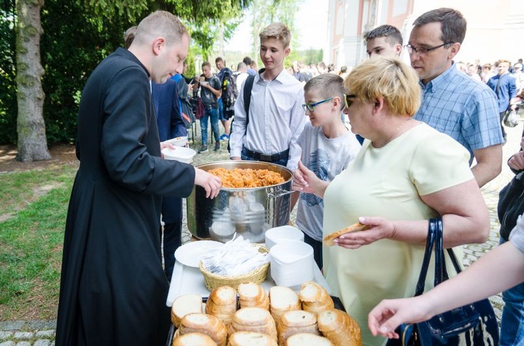 Diecezjalna Pielgrzymka Ministrantów i Lektorów do Paradyża