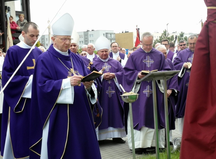 Pogrzeb śp. ks. Leonarda Stroki cz. 2