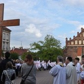 Przed bocheńską bazyliką