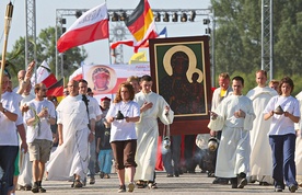 Lednica jest chrzcielnicą Polski – właśnie o. Jan Góra rozpropagował to miejsce w całym kraju.