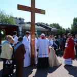 Symbole ŚDM w par. Trójcy Przenajświętszej w Mielcu