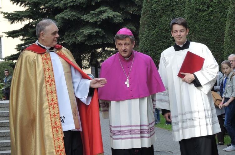 Znaki Bożego Miłosierdzia w Chybiu