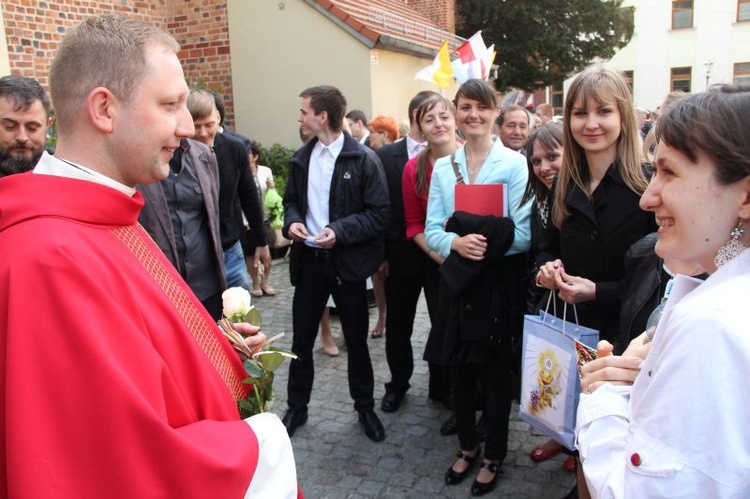 Dziewięciu nowych diakonów