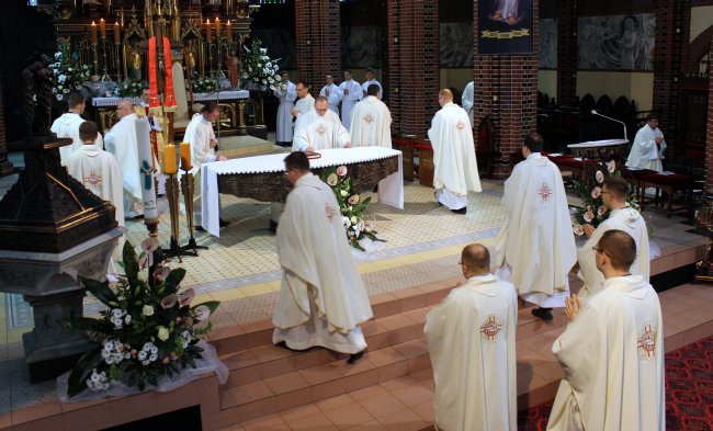 Święcenia kapłańskie w gliwickiej katedrze