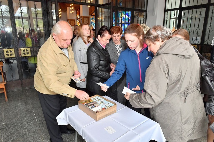 Jubileusz 25-lecia kapłaństwa ks. Mariusza Dziuby