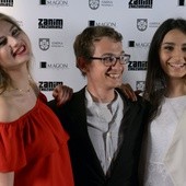 Główni bohaterowie filmu (od lewej): Weronika Kwiecień - Paula, Łukasz Dulęba, filmowy Seba, i Klaudia Orzechowska - Julia