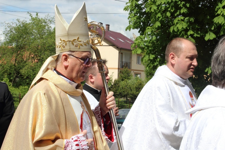 Jubileusz szkoły w Bażynach