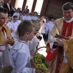 Kamień węgielny w kościele św. Jana Pawła II w Nowym Sączu