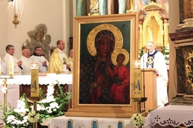 Od trzech lat kopia ikony Matki Bożej Jasnogórskiej peregrynuje po wspólnotach zakonnych. 