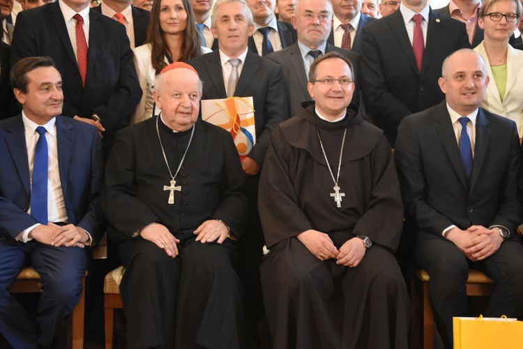 Samorządowcy z wizytą u kardynała