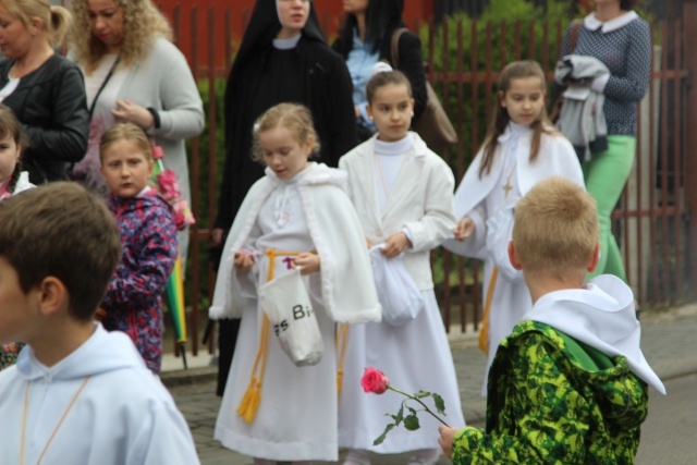 Procesja Bożego Ciała w parafii św. Elżbiety w Cieszynie