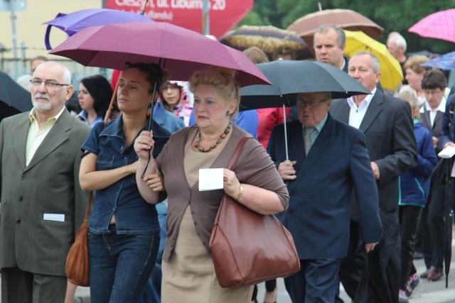 Procesja Bożego Ciała w parafii św. Elżbiety w Cieszynie