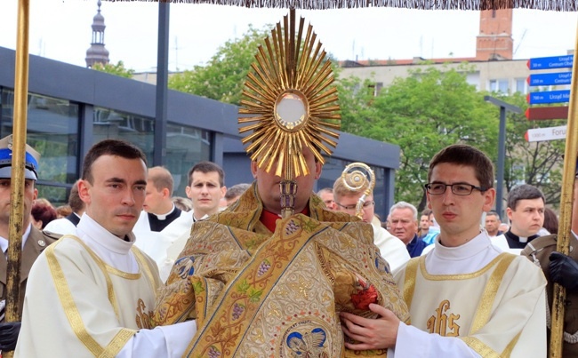 Centralna procesja Bożego Ciała we Wrocławiu