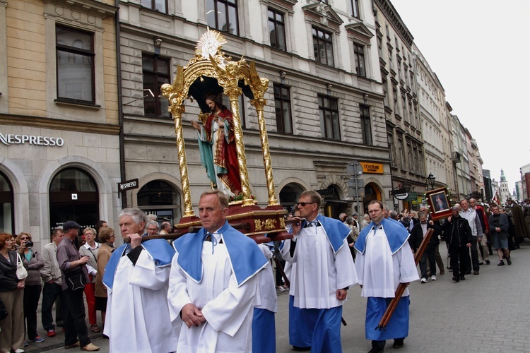 Boże Ciało 2016 - procesja z Wawelu na Rynek Główny 