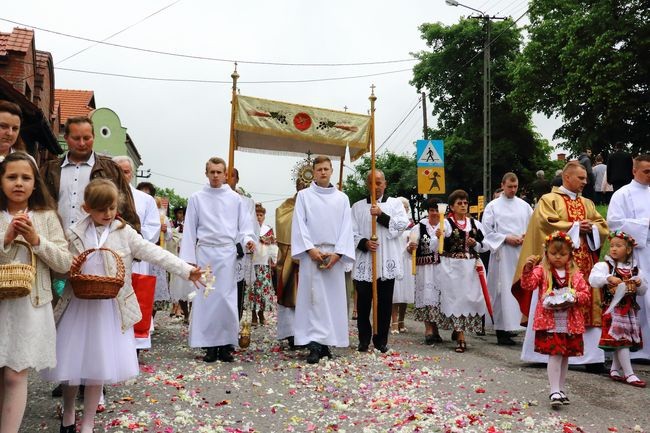 Boże Ciało 2016 - procesja w Czernichowie