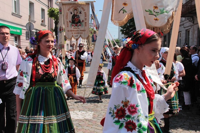 Boże Ciało w Łowiczu - Procesja