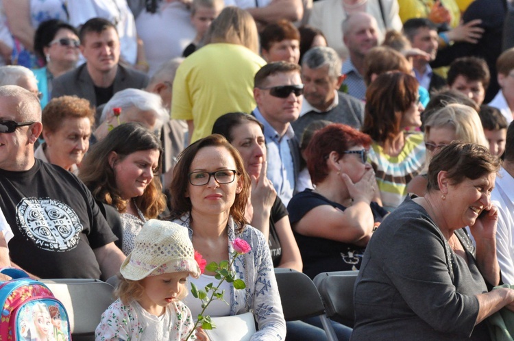 Zakliczyn, Diecezjalne Uwielbienie cz. I