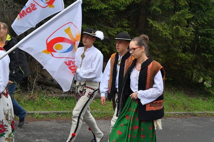 Z widokiem na góry