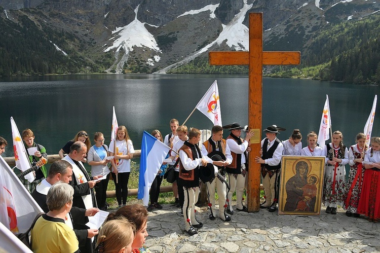 Z widokiem na góry